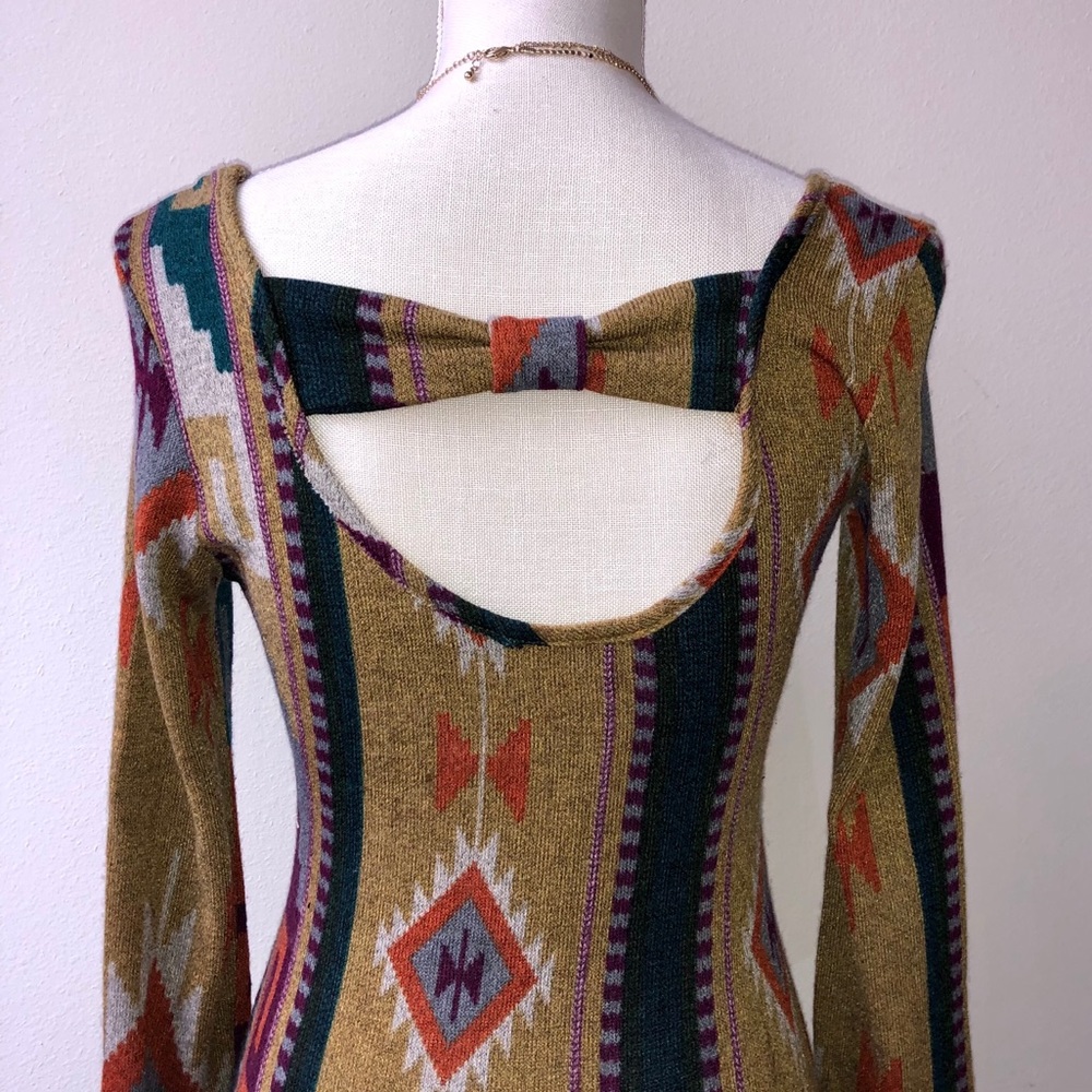 Aztec Dress - Picture 7 of 7